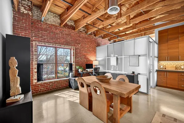 $570,900 | 1725 14th Street, Unit 202, Sacramento, CA 95811