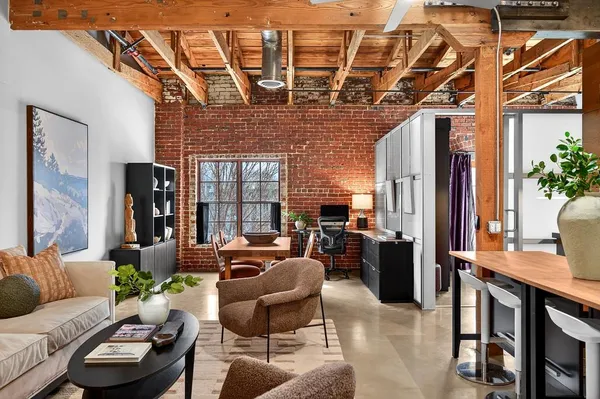 $570,900 | 1725 14th Street, Unit 202, Sacramento, CA 95811