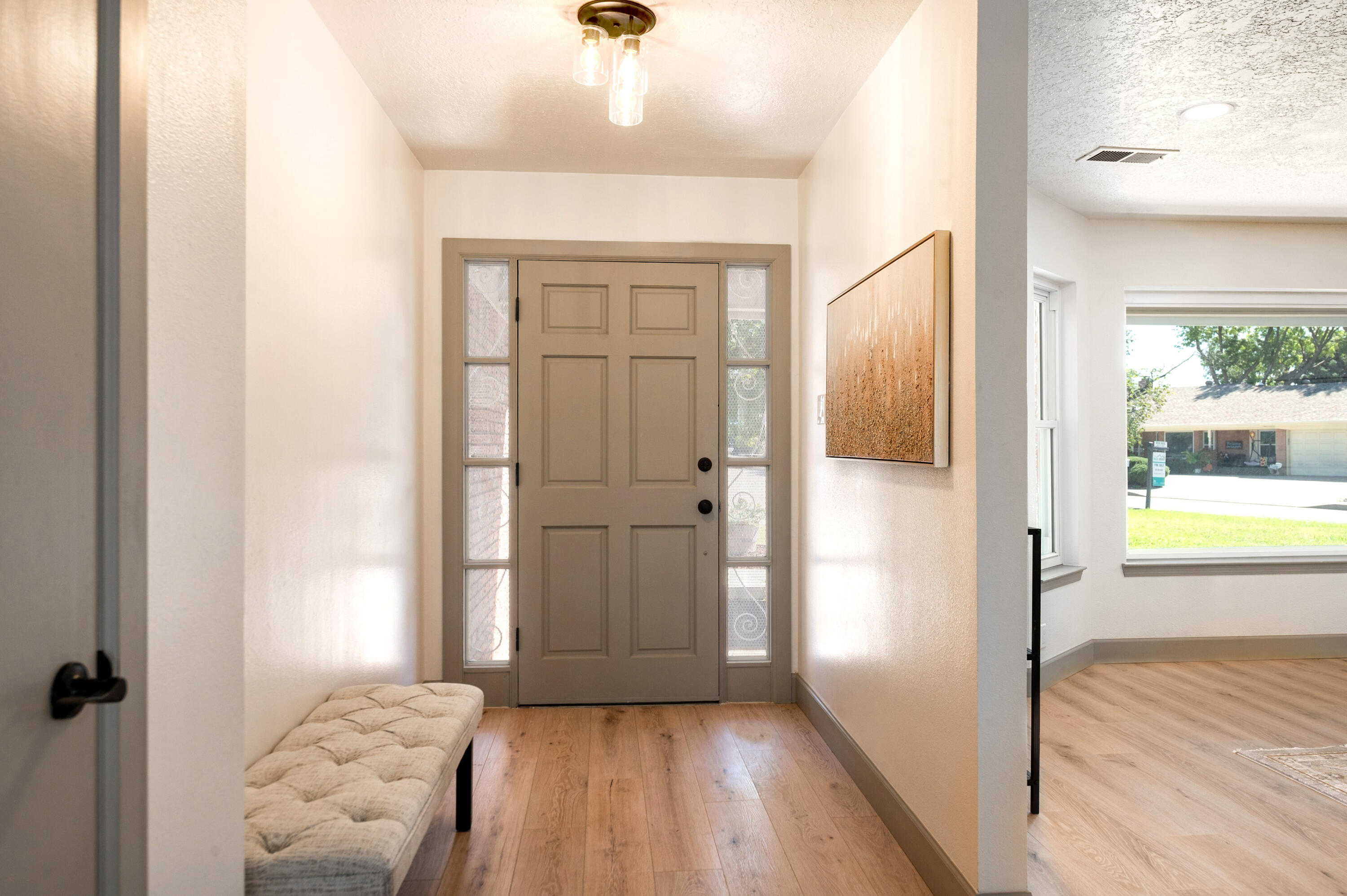 7015 Lantern Road Northeast Albuquerque, NM 87109 - Photo 6 of 44 Gallery Image 6