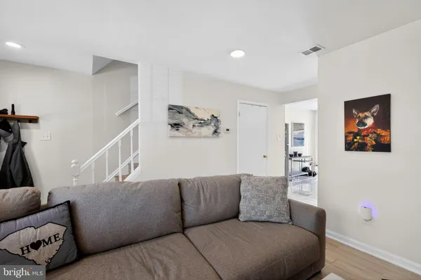 $2,850 | 6118 Bristol Way, Alexandria, VA 22310