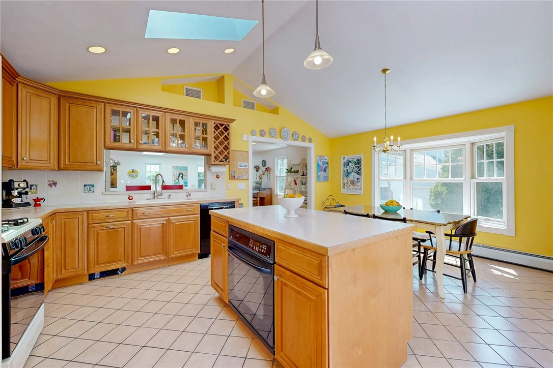 62 Linden Road Barrington, RI 02806 - Photo 17 of 42