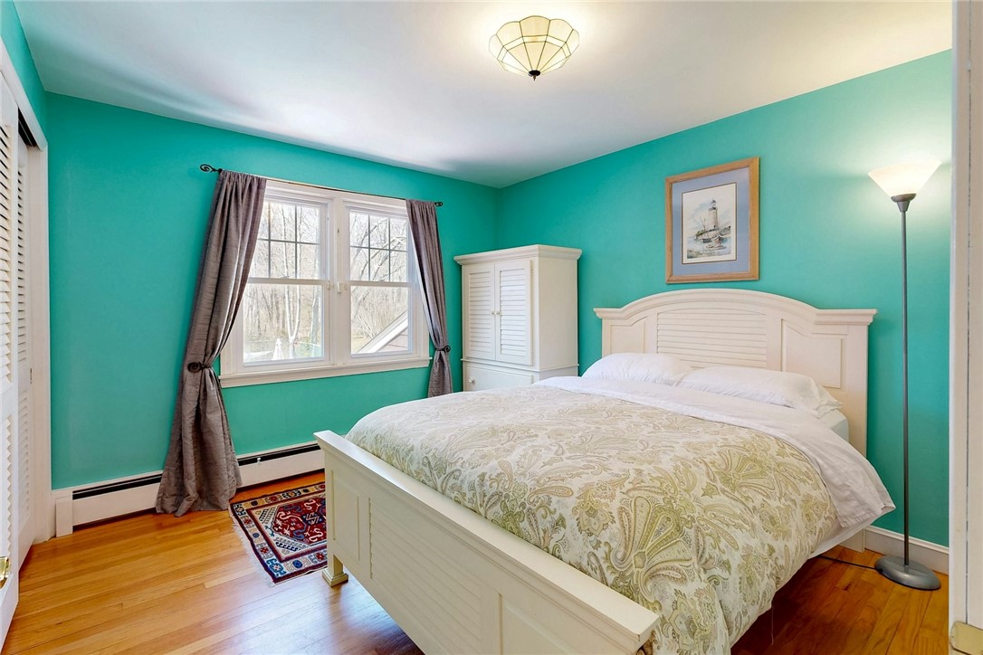 62 Linden Road Barrington, RI 02806 - Photo 20 of 42