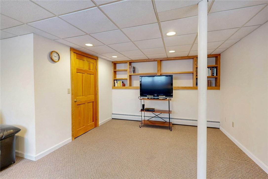 62 Linden Road Barrington, RI 02806 - Photo 28 of 42