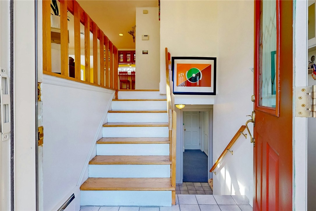 62 Linden Road Barrington, RI 02806 - Photo 5 of 42