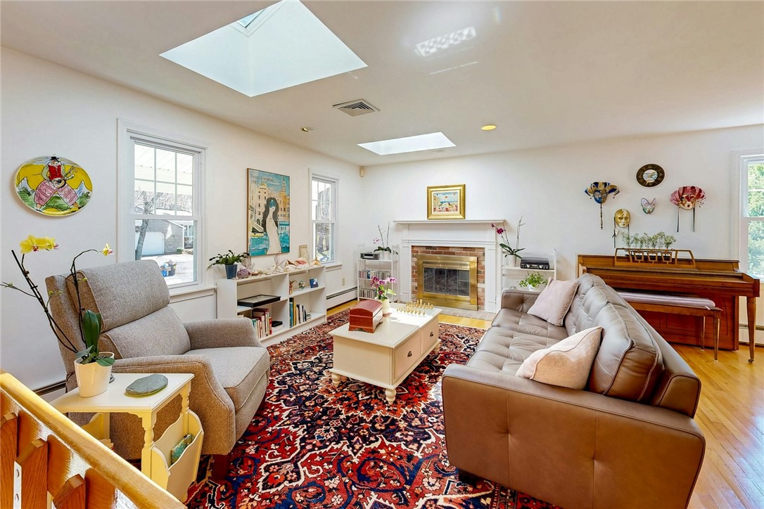 62 Linden Road Barrington, RI 02806 - Photo 7 of 42