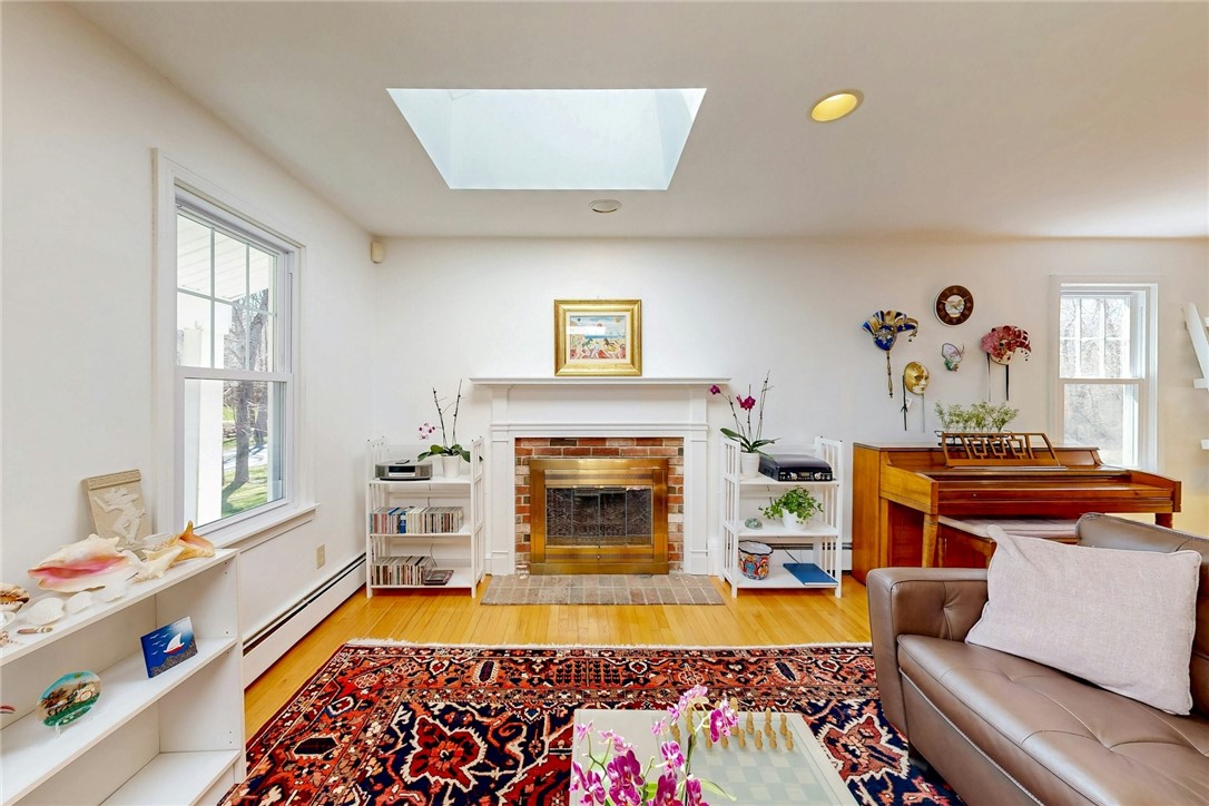 62 Linden Road Barrington, RI 02806 - Photo 8 of 42
