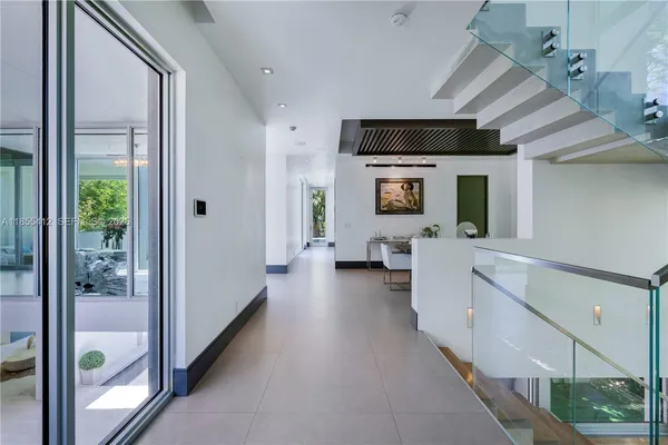 $8,300,000 | 545 Sabal Palm Drive, Key Biscayne, FL 33149