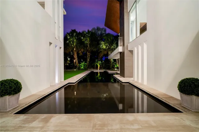 $8,600,000 | 545 Sabal Palm Drive, Key Biscayne, FL 33149
