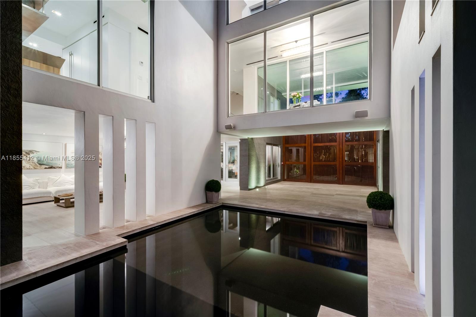 545 Sabal Palm Drive Key Biscayne, FL 33149 - Photo 8 of 100