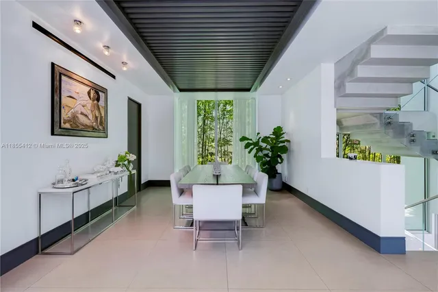 $8,600,000 | 545 Sabal Palm Drive, Key Biscayne, FL 33149