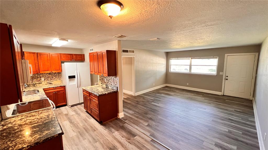 116 Alhambra Avenue Altamonte Springs, FL 32714 - Photo 10 of 32