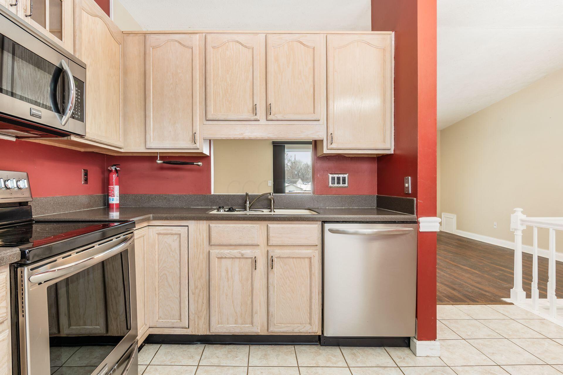 1259 Klamath Falls Road Columbus, OH 43085 - Photo 11 of 36 015__i 1259 Klamath Falls 067