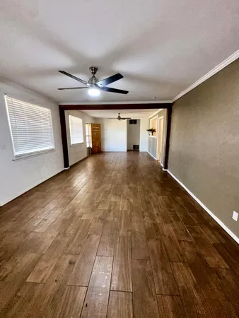 $99,999 | 300 North Briscoe Avenue, Tulia, TX 79088