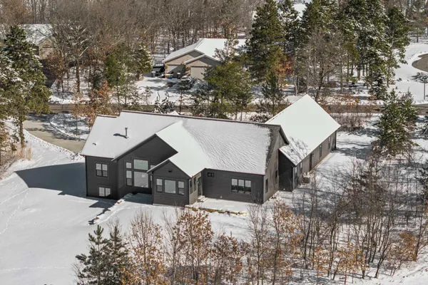 $849,000 | 375 Pinehurst Drive, Nekoosa, WI 54457