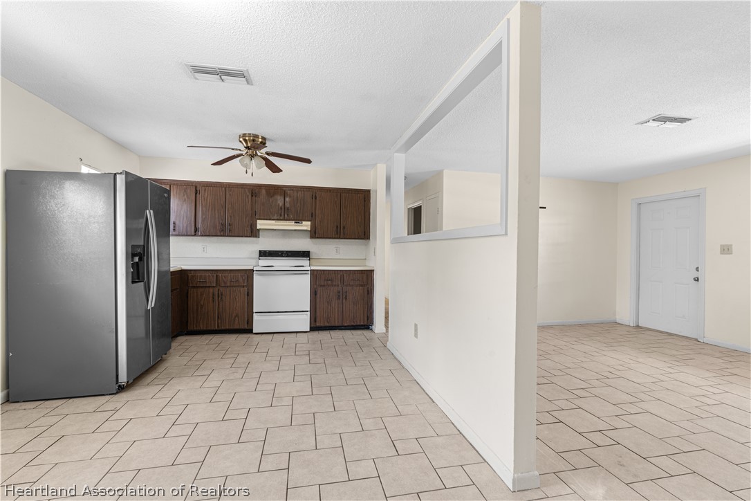 2709 West Rochester Road Avon Park, FL 33825 - Photo 14 of 29