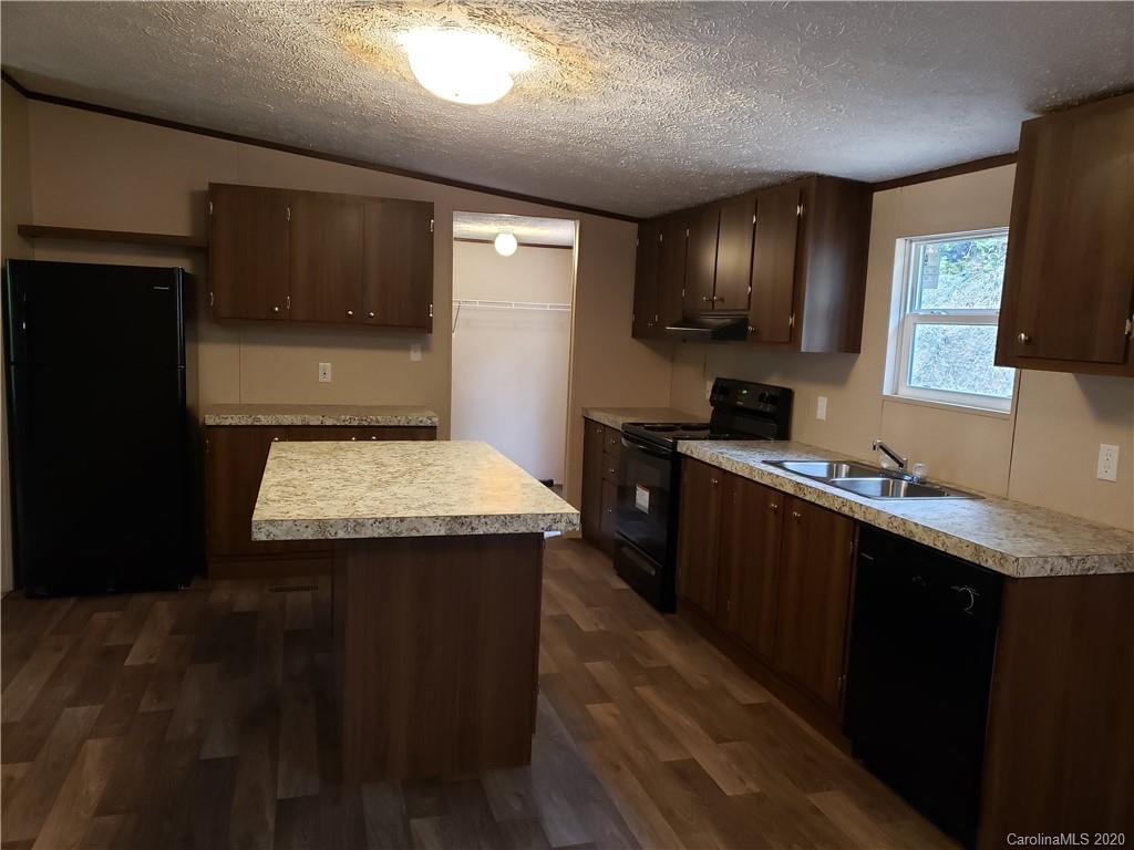 428 New Town Road Rosman, NC 28772 - Photo 4 of 14 Gallery Image 4