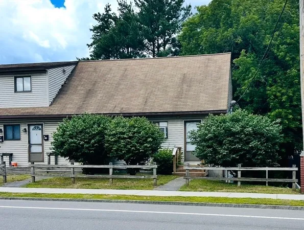 $269,000 | 520 High Street, Unit 7, Clinton, MA 01510