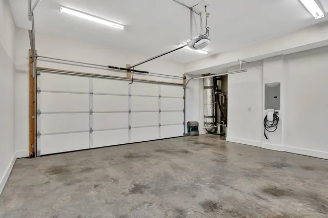 $1,250,000 | 826 13th Avenue South, Nashville, TN 37203