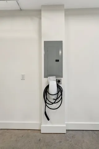 $1,250,000 | 826 13th Avenue South, Nashville, TN 37203