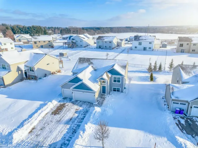 $419,795 | 334 Cypress Street, Somerset, WI 54025