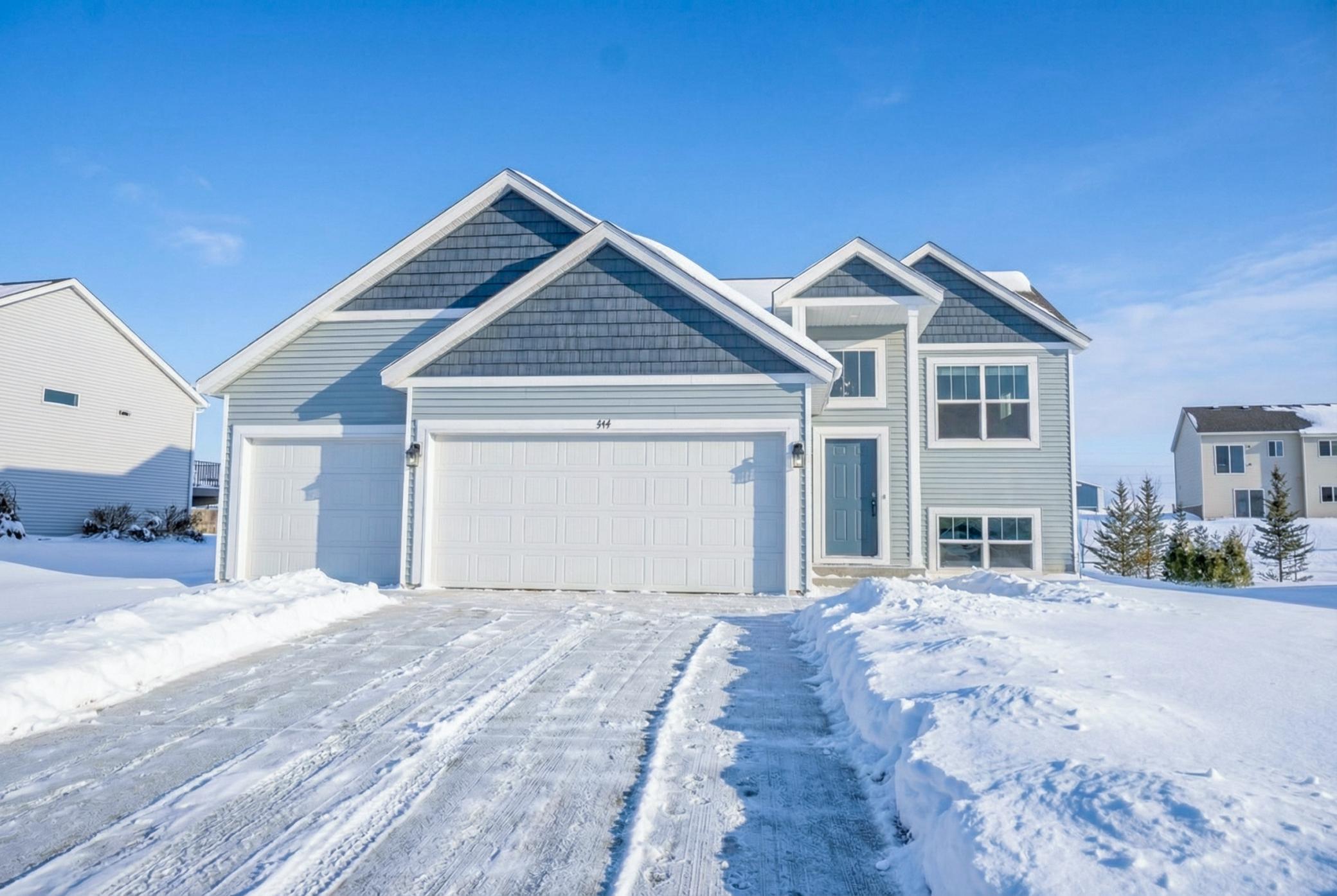 334 Cypress Street Somerset, WI 54025 - Photo 3 of 17