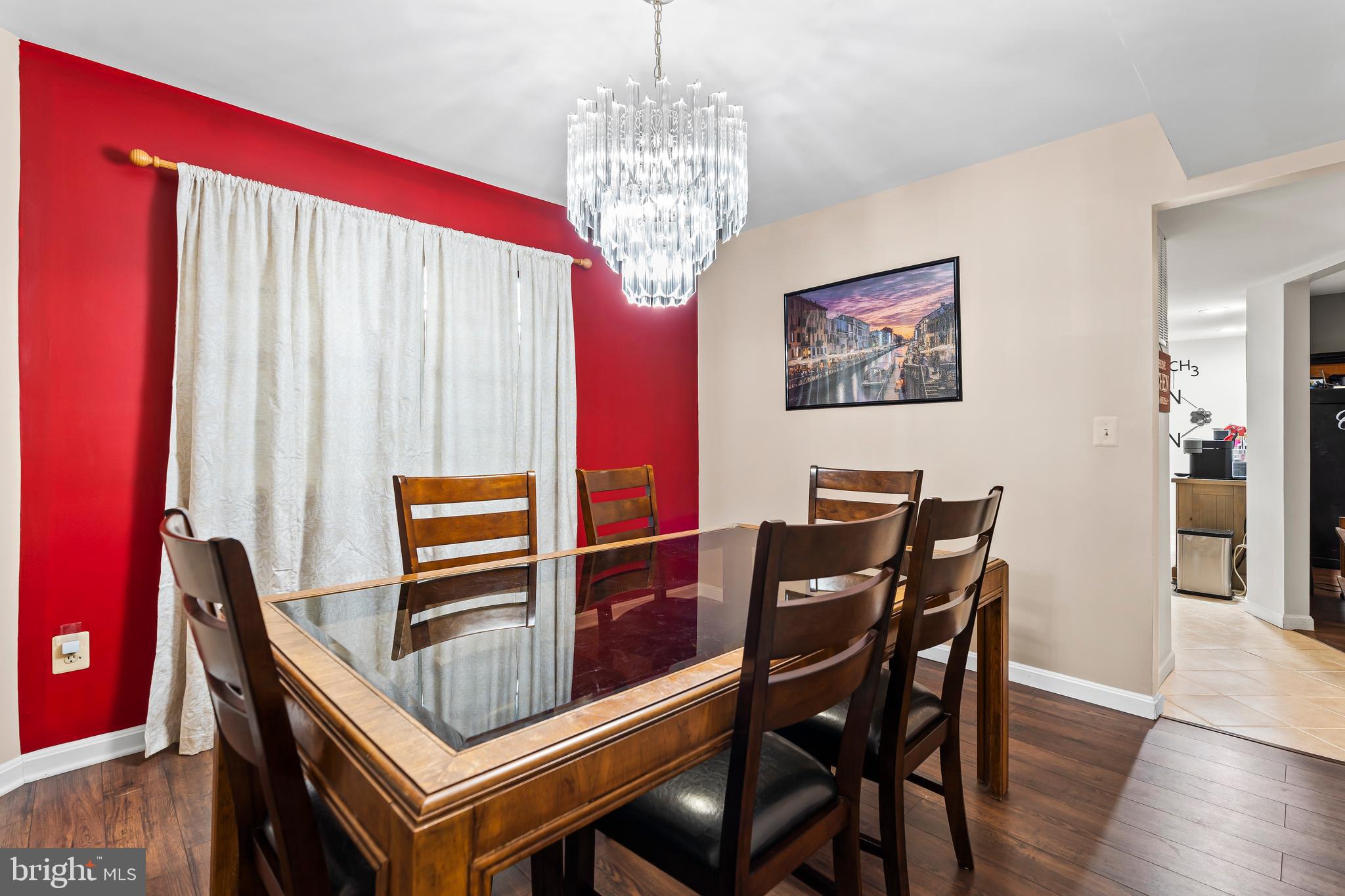 18347 Manor Church Road Boonsboro, MD 21713 - Photo 25 of 68 Dining room