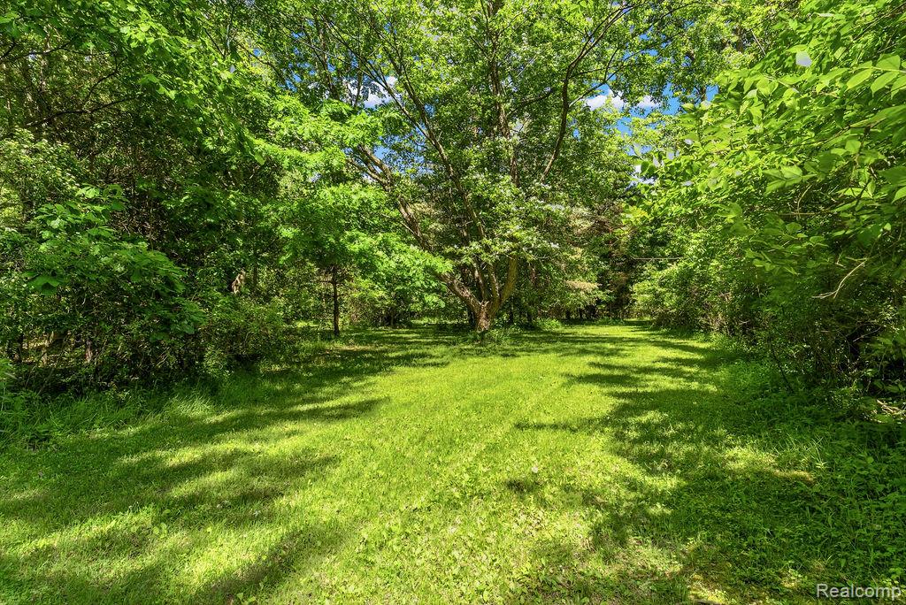 6256 Turner Road Flushing, MI 48433 - Photo 29 of 41