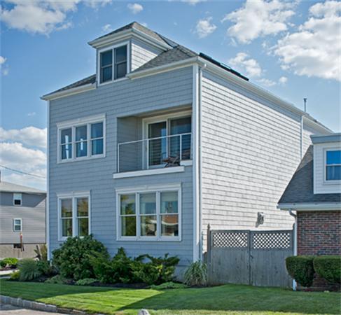 57 Post Island Road Quincy, MA 02169 - Photo 3 of 24 Gallery Image 3