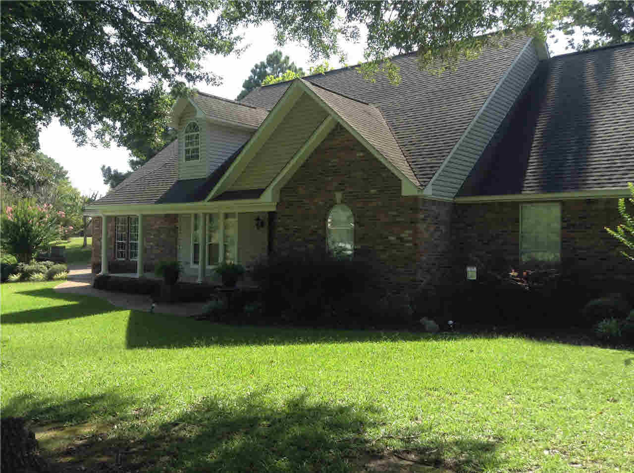 236 Pine Street Sebastopol, MS 39189 - Photo 3 of 40 Another view of the front
