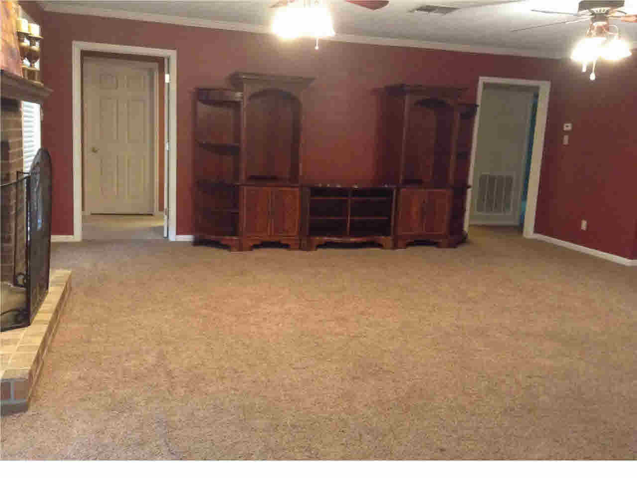 236 Pine Street Sebastopol, MS 39189 - Photo 8 of 40 Living Room