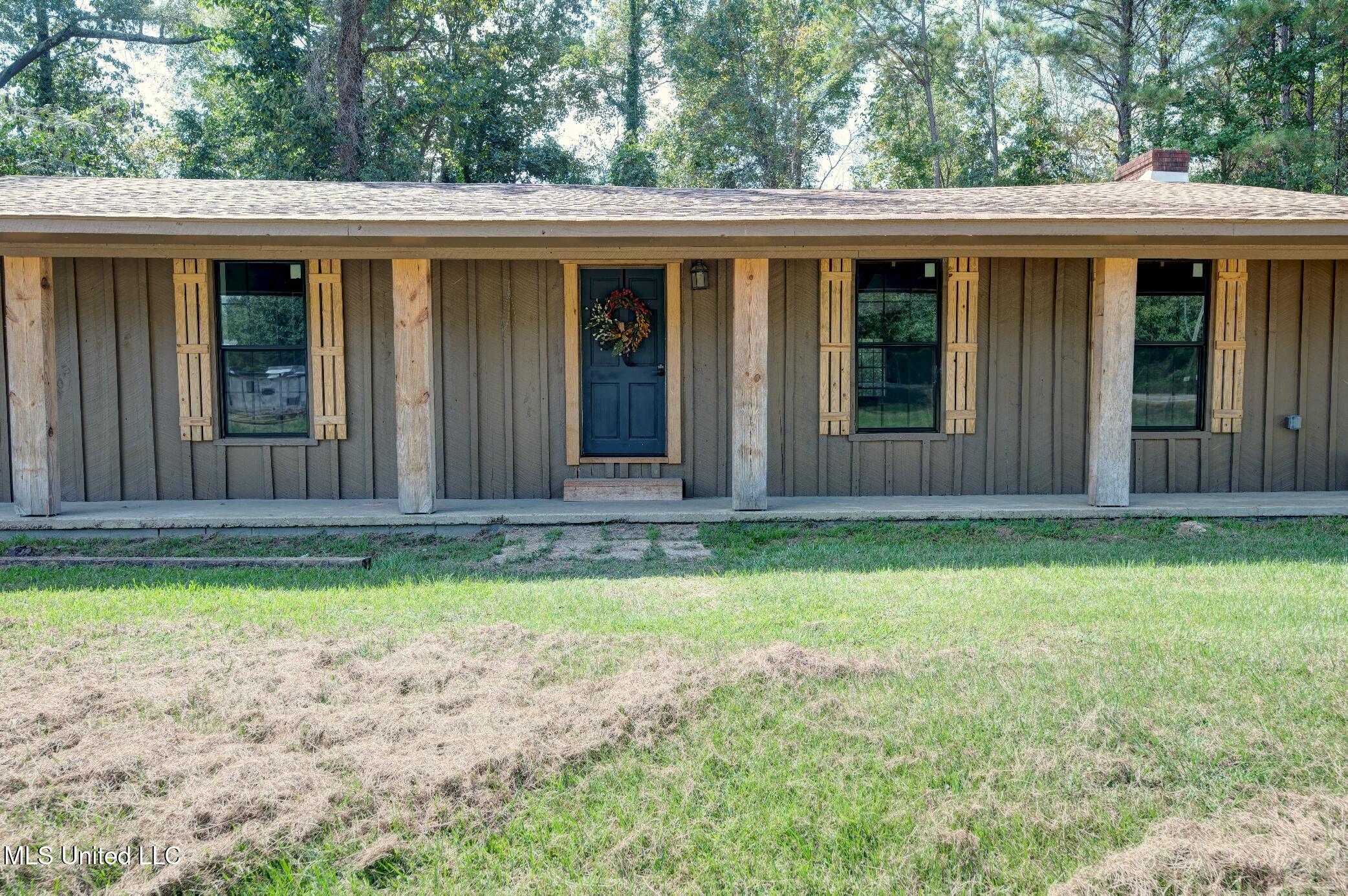 761 Thaggard Road Carthage, MS 39051 - Photo 3 of 25 04761ThaggardRd