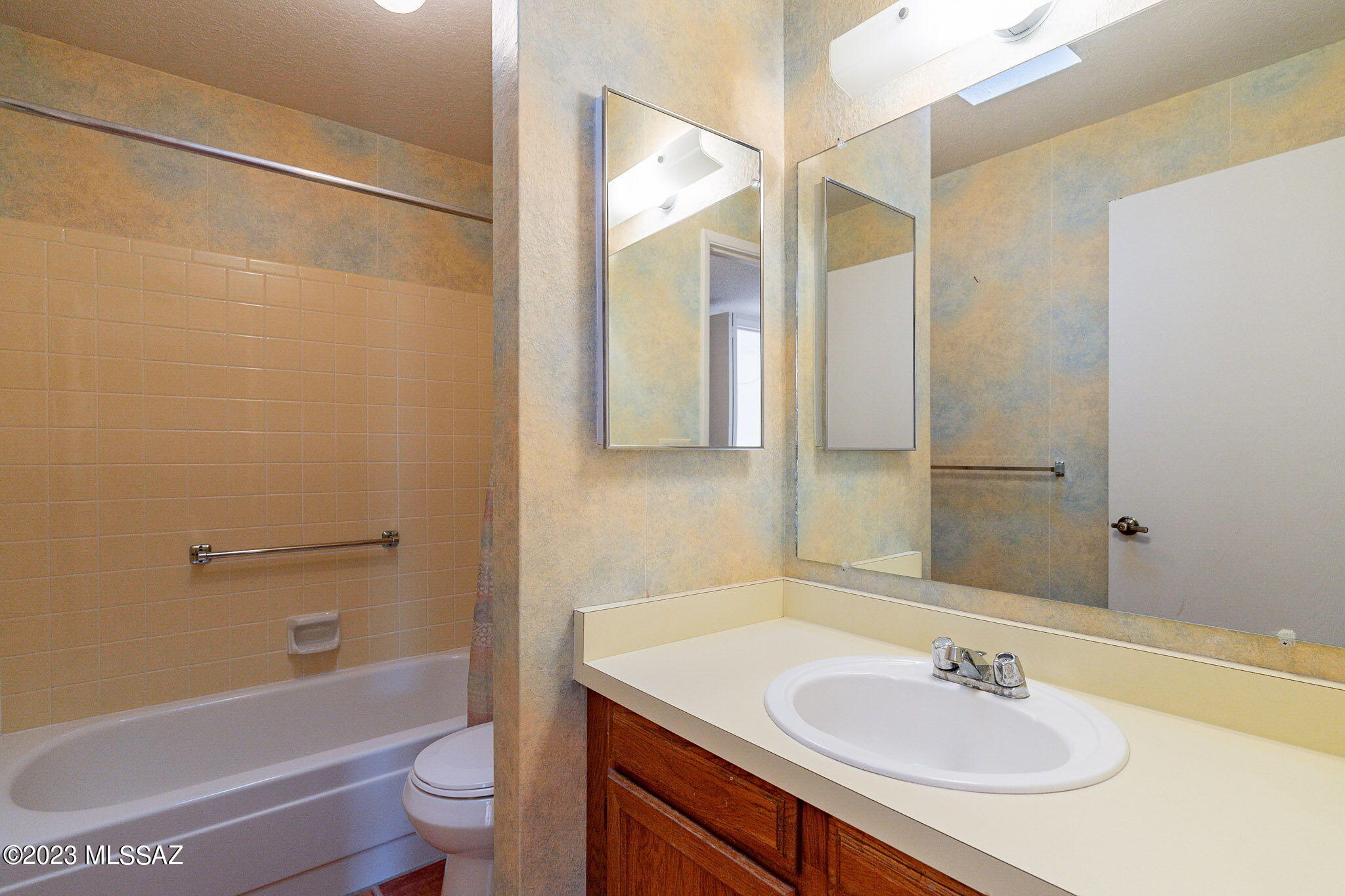 445 West Rio-Santa Cruz Green Valley, AZ 85614 - Photo 29 of 42 Gallery Image 29