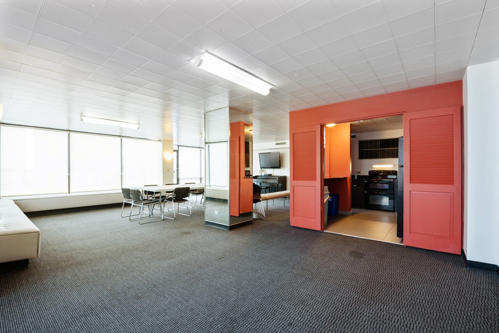 5455 North Sheridan Road, Unit 515 Chicago, IL 60640 - Photo 13 of 17