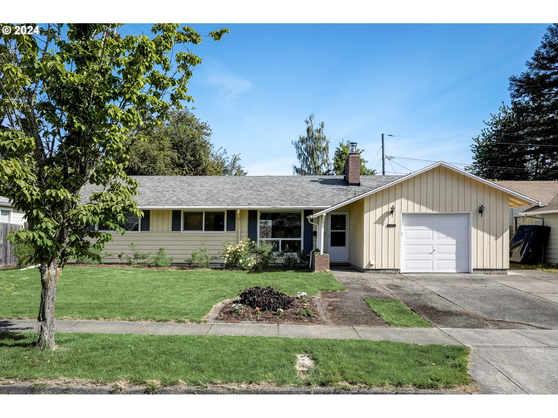 11575 Southwest 13th Street Beaverton, OR 97005 - Photo 2 of 36 Gallery Image 2