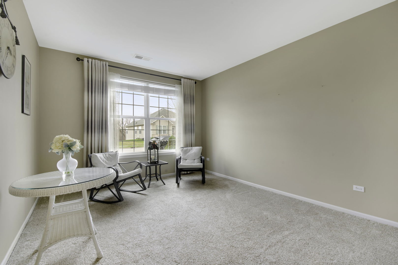 585 Tuscan View Elgin, IL 60124 - Photo 20 of 27