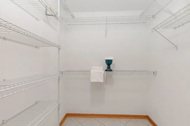 $349,900 | 543 Brant Circle, DeKalb, IL 60115