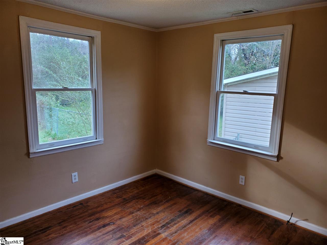 435 South Fairfield Road Greenville, SC 29605 - Photo 9 of 18 Gallery Image 9