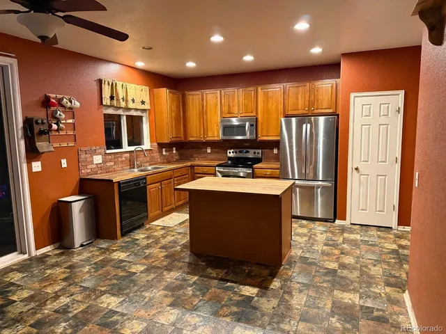 $715,000 | 435 Bonanza Drive, Erie, CO 80516