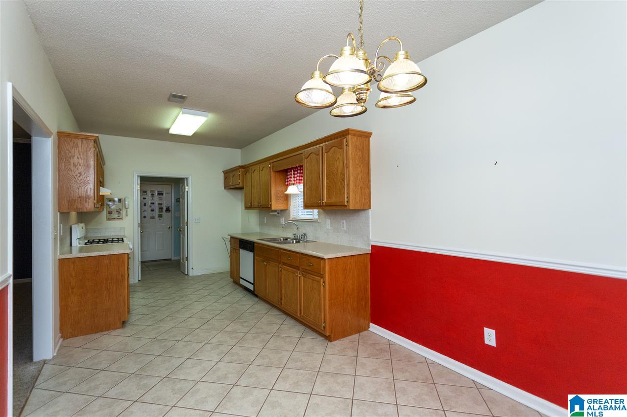 5124 Alex Way Birmingham, AL 35215 - Photo 13 of 35
