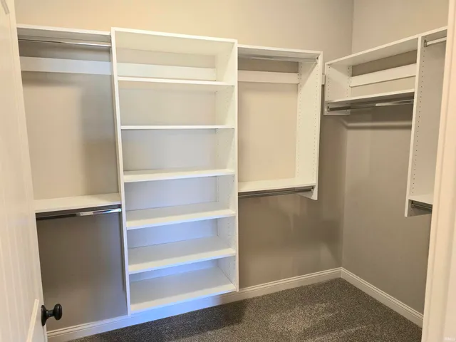 $489,900 | 5236 Carroll Creek Run, Fort Wayne, IN 46818