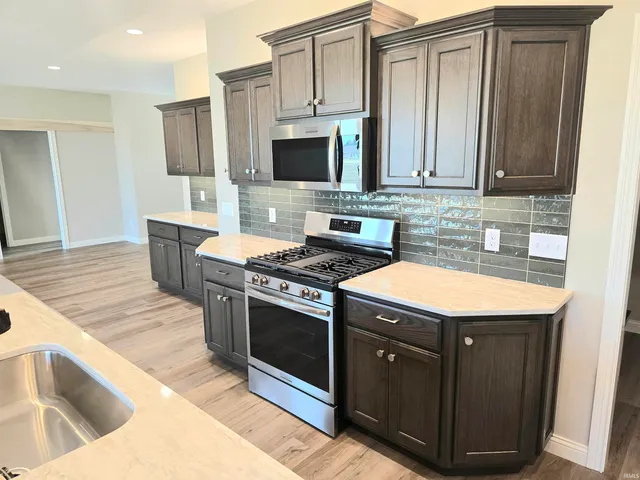 $489,900 | 5236 Carroll Creek Run, Fort Wayne, IN 46818