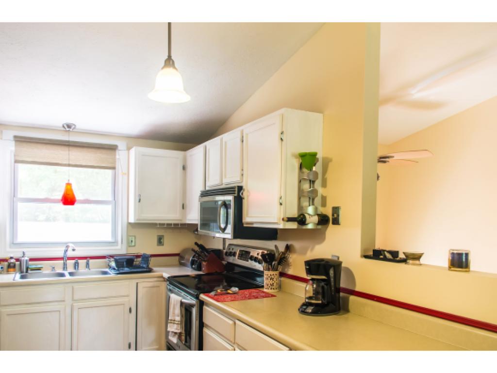 178 Morse Road, Unit 178 Manchester, NH 03104 - Photo 7 of 14 Gallery Image 7