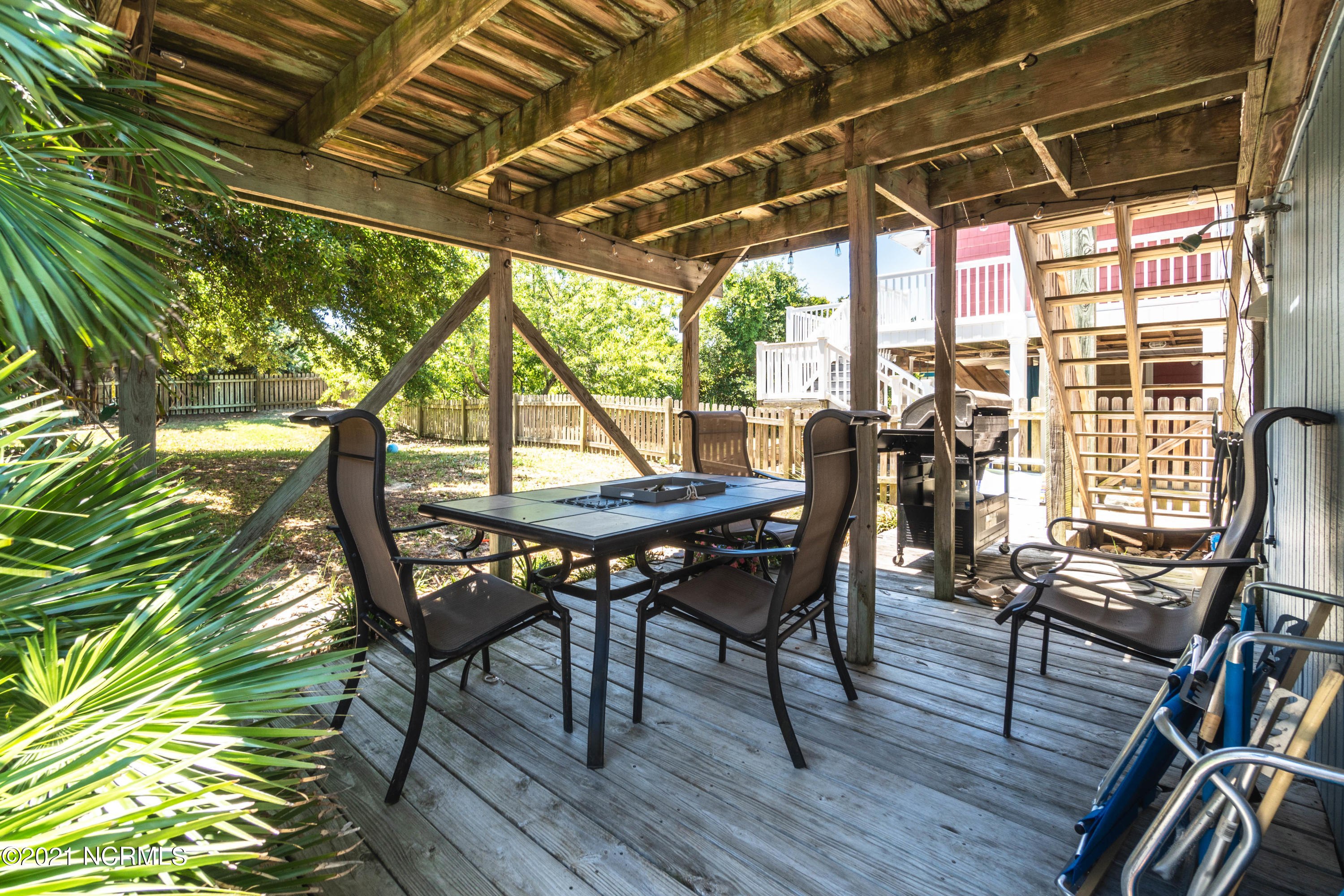1112 East Fort Macon Road, Unit A Atlantic Beach, NC 28512 - Photo 34 of 39 1112-e-forttmacon-web-3888