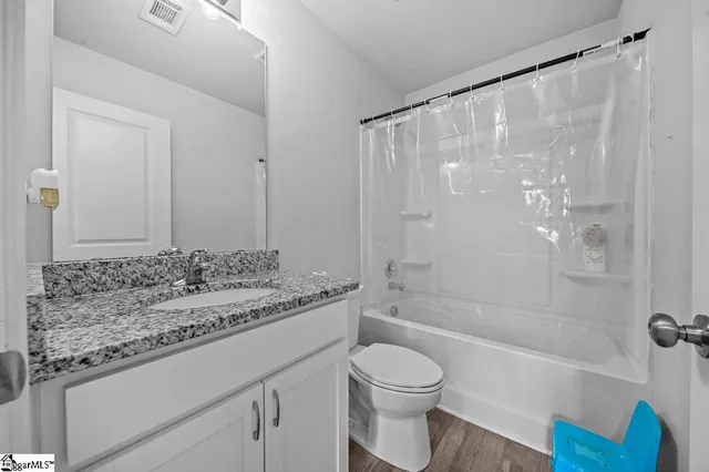 $260,000 | 735 Wayfinder Run, Inman, SC 29349