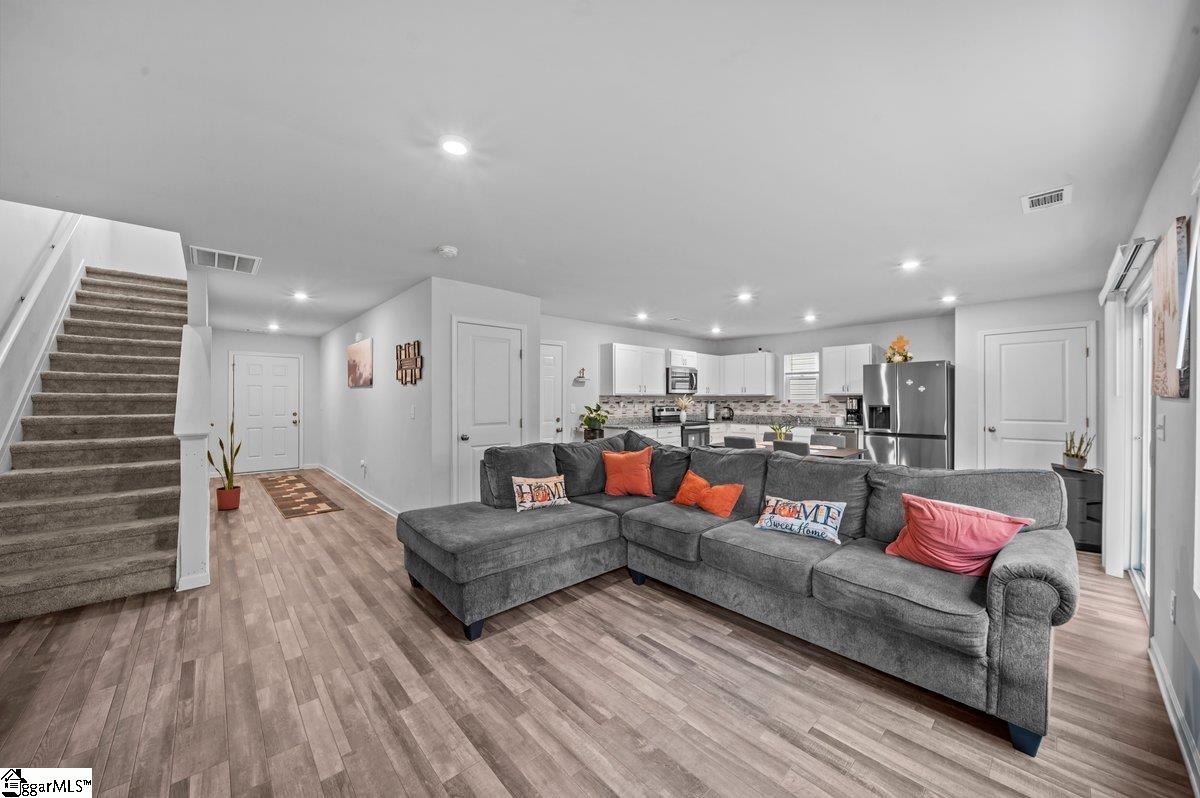 735 Wayfinder Run Inman, SC 29349 - Photo 5 of 24