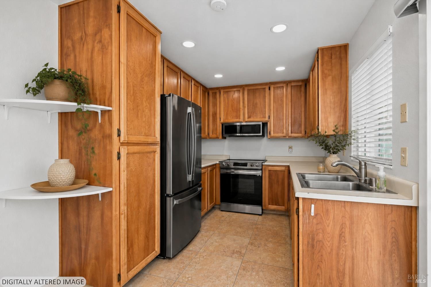 323 Harvest Lane Santa Rosa, CA 95401 - Photo 4 of 32