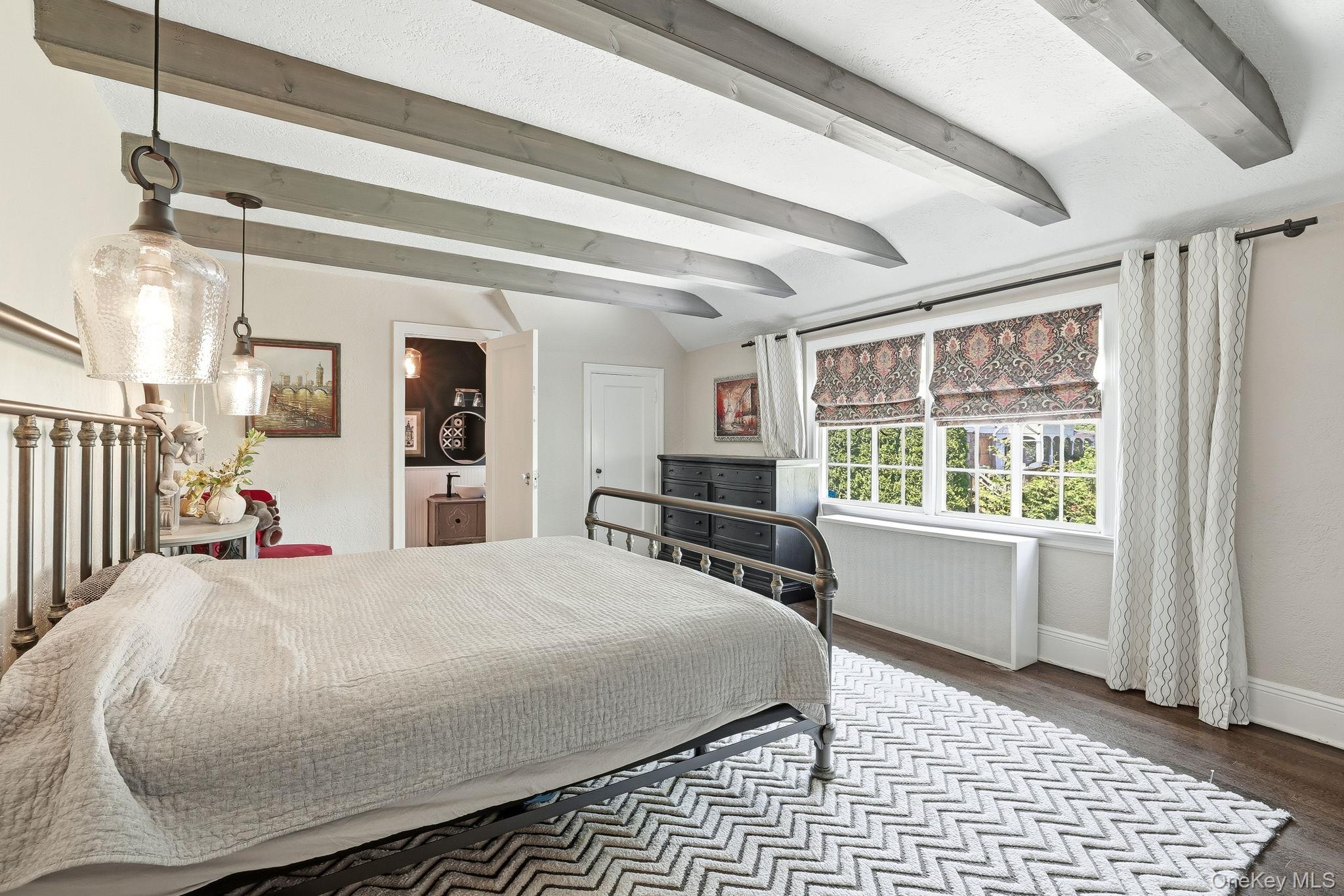 14 Overhill Road New Rochelle, NY 10804 - Photo 31 of 54