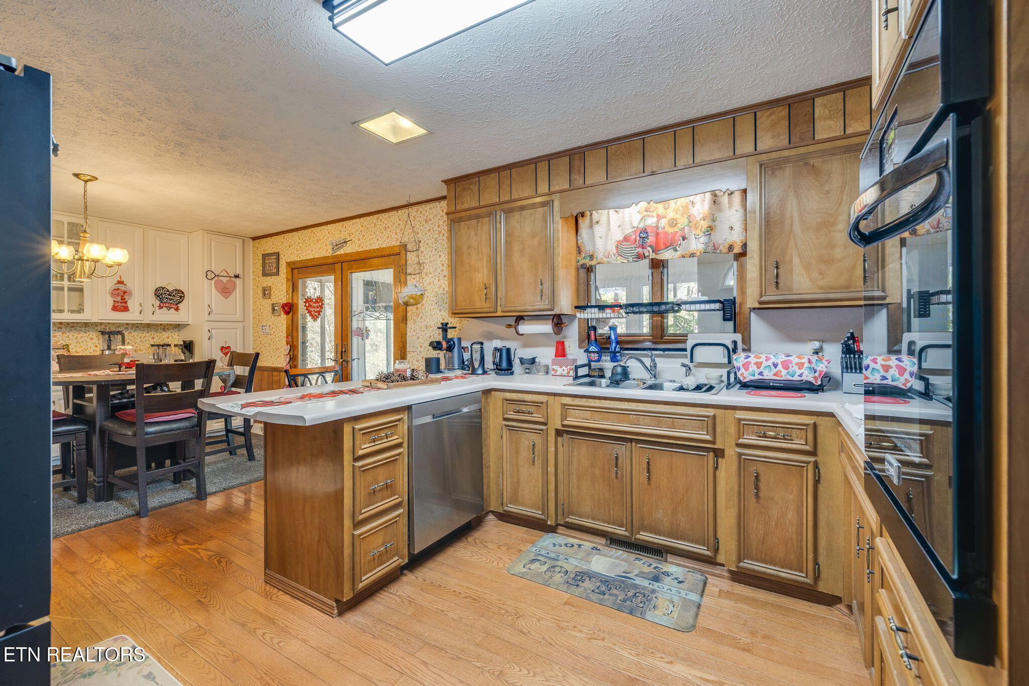 929 Nantucket Avenue Mount Carmel, TN 37645 - Photo 18 of 32 012