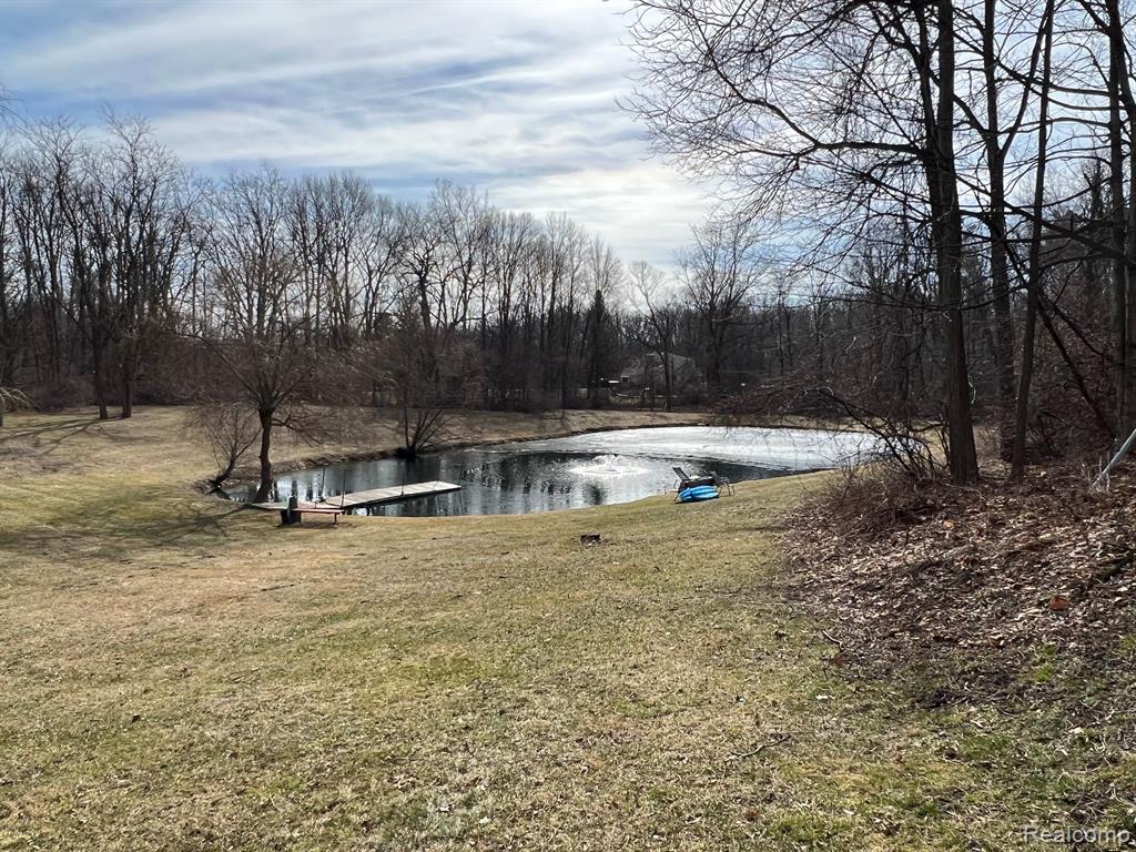 1750 East Gunn Road Rochester, MI 48306 - Photo 16 of 90