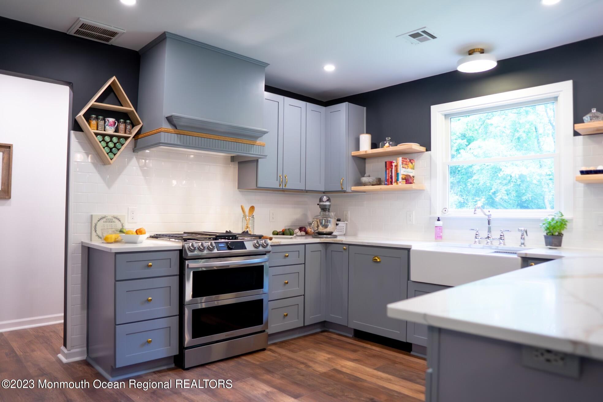 FANTASTIC NEW KITCHEN